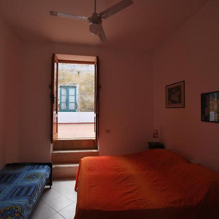 Vulcanoconsult Appartamenti Spiaggia Lipari  Exteriör bild