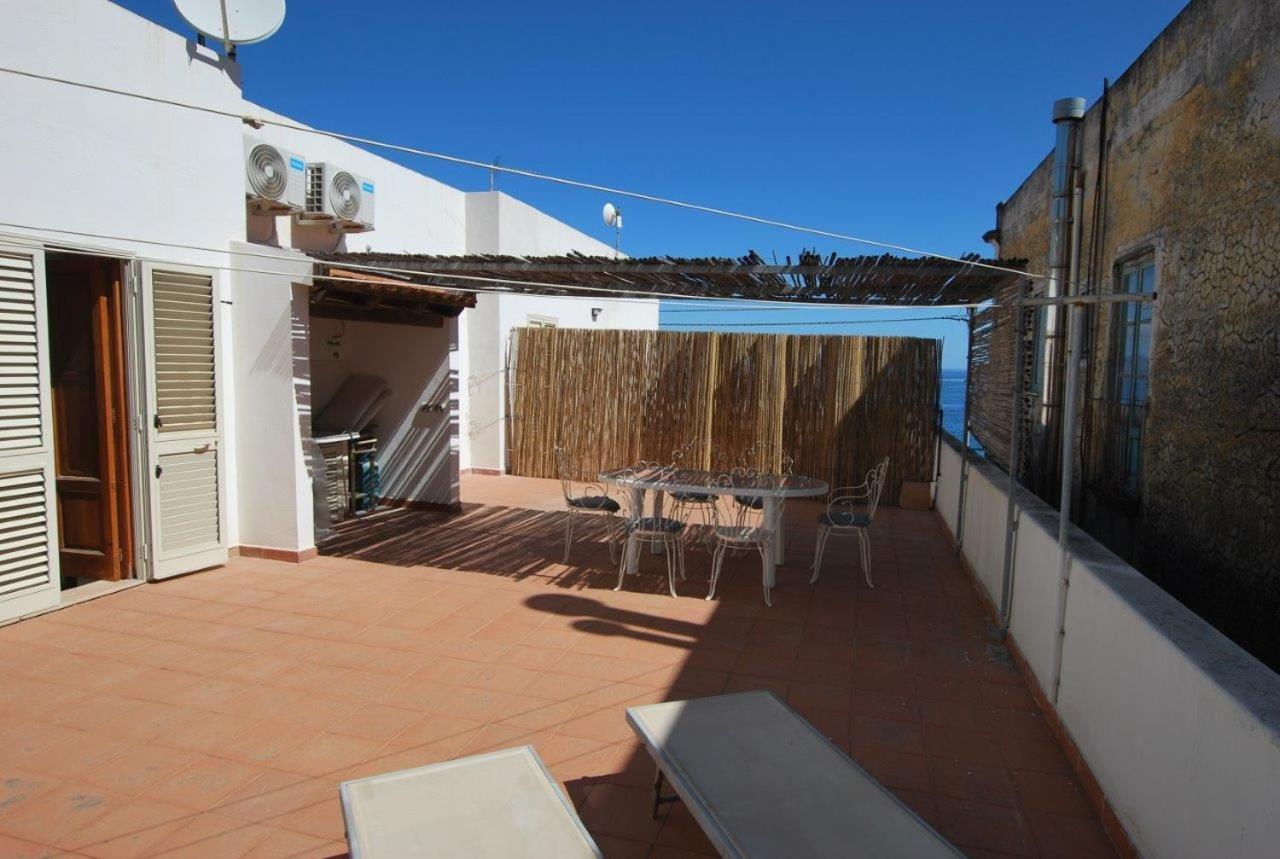 Vulcanoconsult Appartamenti Spiaggia Lipari  Exteriör bild