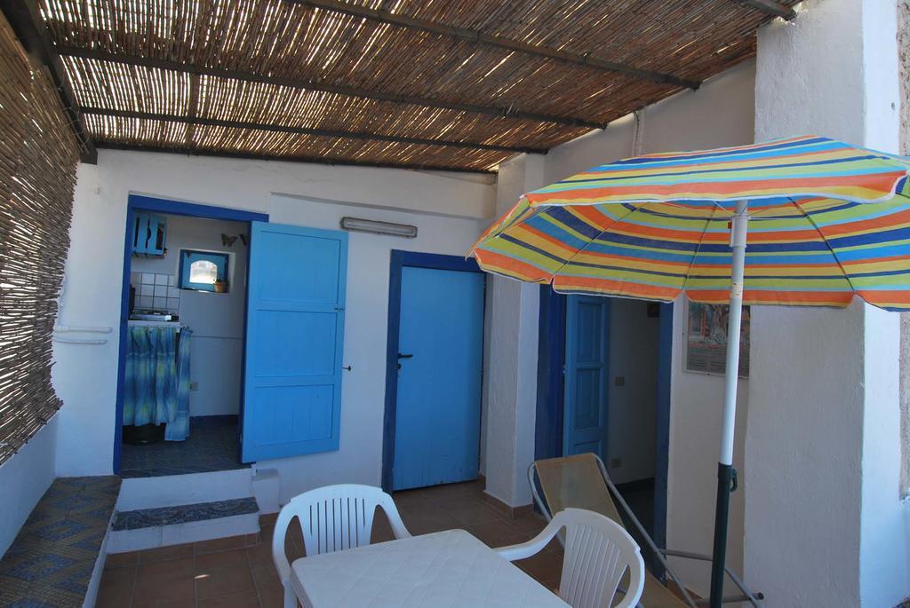 Vulcanoconsult Appartamenti Spiaggia Lipari  Exteriör bild