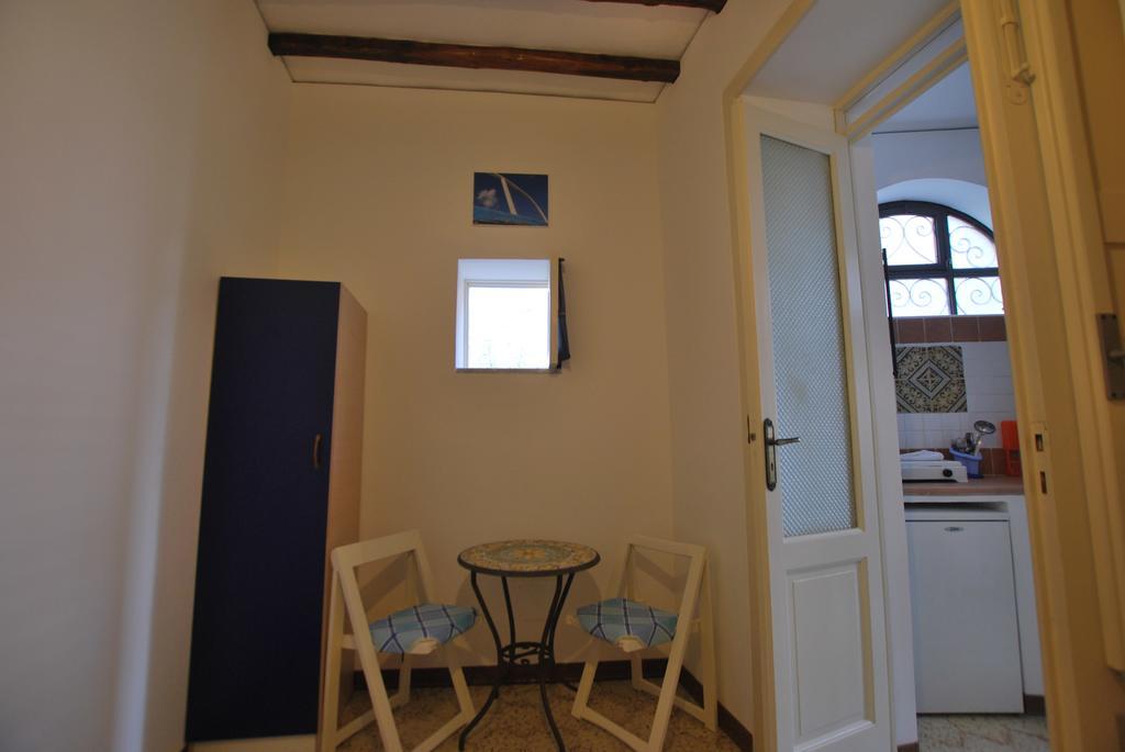 Vulcanoconsult Appartamenti Spiaggia Lipari  Exteriör bild